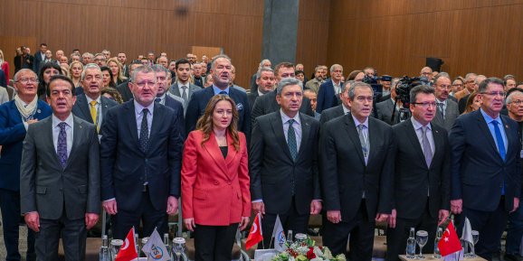 ANTALYA’YA 2050 SÖZÜ: “BU ŞEHİR İÇİN ORTAK BİR GELECEK İNŞA EDİYORUZ”