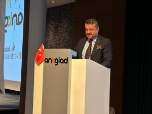 ERCAN YAVAŞ: "GELECEĞİ ŞEKİLLENDİREN BÜYÜK BİR AİLEYİZ"