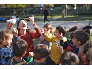 MİNİK ELLER TOHUMLARI TOPRAKLA BULUŞTURDU