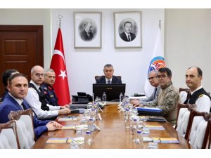 MERSİN’DE GÜVENLİK VE ASAYİŞ DEĞERLENDİRME TOPLANTISI YAPILDI