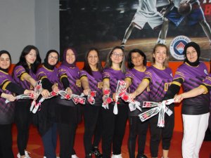 KADIN ÖĞRETMENLER VOLEYBOL TURNUVASI