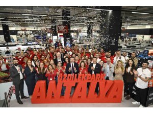 MEDİAMARKT YILIN SON MAĞAZASINI ANTALYA’DA AÇTI