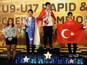 GENÇ SATRANÇÇILARDAN 4 DÜNYA ŞAMPİYONLUĞU