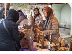 MERSİN’DE KIRSAL MAHALLE BULUŞMALARI KADIN EMEĞİNİ ÇAMLIYAYLA’DA BULUŞTURDU