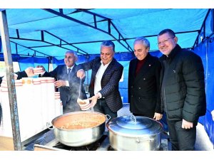 ÜMİT UYSAL: "DÜNYANIN 30 ÖNEMLİ ŞEHRİNDE TÜRK MUTFAĞI LOKANTALARI İSTİYORUZ"