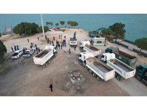 ADANA’DA YIKIM GERGİNLİĞİ BİTTİ: KEPÇELER YIKIMA BAŞLADI