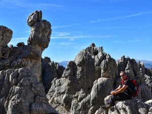 GİDEN GELMEZ DAĞLARI'NIN UÇURUMLARI