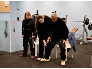 MURATPAŞA’DAN PARKİNSON HASTALARINA DESTEK