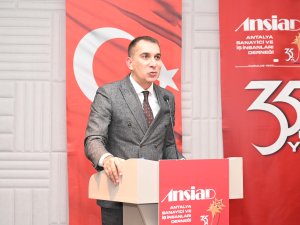 ÖZBEK: 'GÜVEN VE ÖNGÖRÜLEBİLİRLİK ŞART'