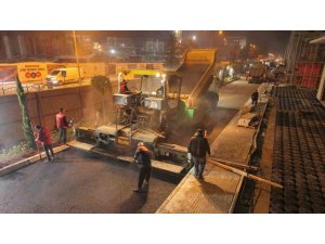 BÜYÜKŞEHİR, AZERBAYCAN MAHALLESİ’NDE YOL KONFORUNU ARTIRIYOR