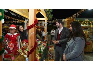 TARSUS’TA YILBAŞI PAZARLARI KAPILARINI AÇTI