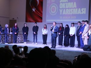 AKİF'İN ŞİİRLERİNİ OKUMA YARIŞMASI