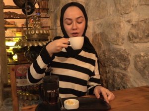 ENERJİ İÇECEKLERİNİN ZARARLARININ BİR BİR ORTAYA ÇIKMASI DOĞAL İÇECEKLERE İLGİYİ ARTTIRDI