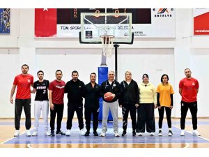 MURATPAŞA BELEDİYESİ, AMATÖR SPORA 1.5 MİLYON TL DESTEK SAĞLIYOR