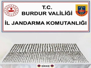 BURDUR’DA BİN 3 ADET SİKKE ELE GEÇİRİLDİ