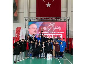 KORKUTELİLİ PEHLİVANLAR 9 MADALYA İLE DÖNDÜ