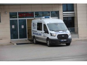 ANTALYA’DA BIÇAKLANARAK ÖLDÜRÜLEN ANNE VE KIZININ CENAZELERİ ANKARA’YA GÖTÜRÜLDÜ