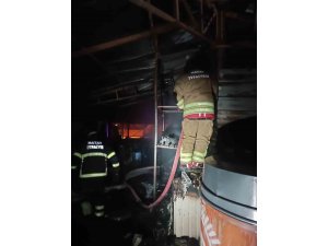 SAMANDAĞ’DA ODUNLUK YANGINI