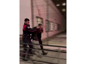 TARTIŞTIĞI ARKADAŞINI TABANCAYLA VURDU