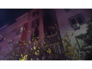 ANTALYA’DA APARTMAN DAİRESİNDE ÇIKAN YANGIN KORKUTTU