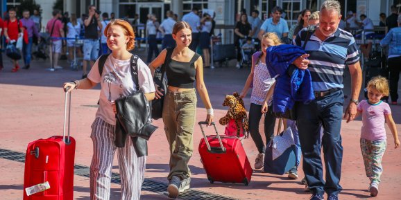 HAVA YOLUYLA GELEN TURİSTTE 17 MİLYON REKORU