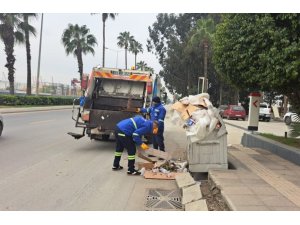 AKDENİZ’DE ÇEVRE TEMİZLİĞİ ARALIKSIZ SÜRÜYOR