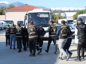 ANTALYA'DA 4 MİLYON DOLARLIK KRİPTO VURGUNU