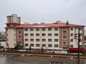 KAHRAMANMARAŞ’IN BAZI İLÇELERİNDE EĞİTİME SALI GÜNÜ İÇİN ARA VERİLDİ