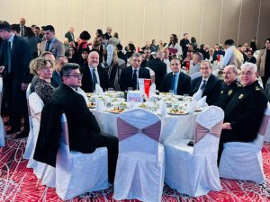 KAVALOĞLU: "DÖNEMİN ANA AKTÖRÜ 'Z KUŞAĞI' "