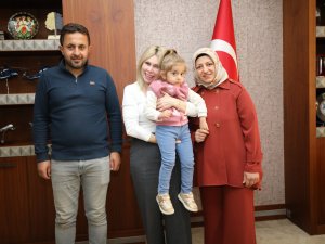 MUCİZE BEBEK ÖZLENEN, DOKTORUNU ZİYARET ETTİ