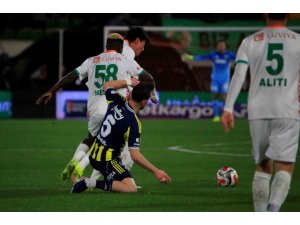 TRENDYOL SÜPER LİG: CORENDON ALANYASPOR: 2 - FENERBAHÇE: 1 (MAÇ DEVAM EDİYOR)