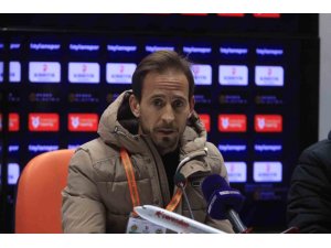 JOAO PEREİRA: "İKİNCİ YARI RAKİBİN DEĞİŞİKLİĞİ İLE NE YAPACAĞIMIZI UNUTTUK"