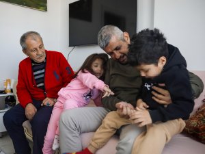 DEDE VE TORUNLARI YENİ YUVALARINA KAVUŞTU