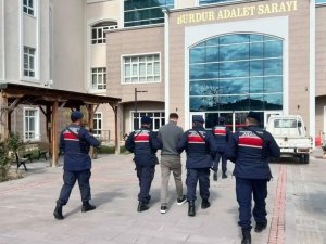 BURDUR’DA ARANAN 14 ŞAHIS TUTUKLANDI