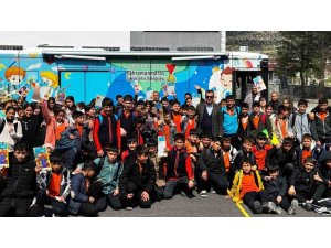 KAHRAMANMARAŞ’TA MOBİL KÜTÜPHANE KIRSAL BÖLGELERDE