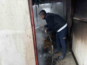 OSMANİYE’DE MÜSTAKİL EVİN KİLERİNDE ÇIKAN YANGIN SÖNDÜRÜLDÜ