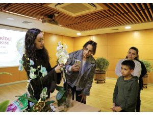 ORKİDE BAKIMI UYGULAMALI OLARAK ANLATILDI