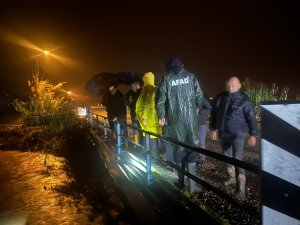 KUMLUCA'DA SAĞANAK ETKİLİ OLDU