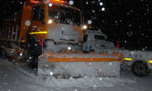 ANTALYA-KONYA KARAYOLUNDA KAR YAĞIŞI YENİDEN BAŞLADI