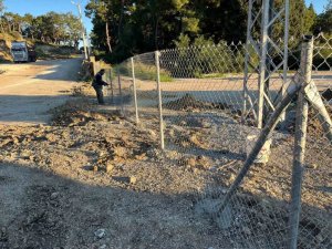 BÜYÜKŞEHİR’DEN MANAVGAT’TA MEZARLIKLARDA ÇALIŞMA