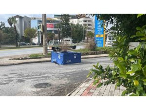 ALANYA’DA ÖLÜMLE SONUÇLANAN TRAFİK KAZASI GÜVENLİK KAMERASINA YANSIDI