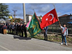 ISPARTA’DA ASIRLIK SANCAK KALDIRMA VE ASKER UĞURLAMA GELENEĞİ