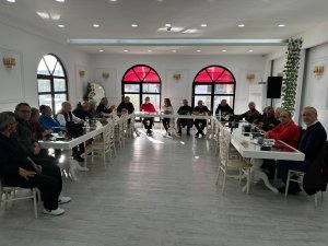 ANTALYA EDEBİYAT DOSTLARI GRUBU 'YUNUS EMRE' Yİ KONUŞTU