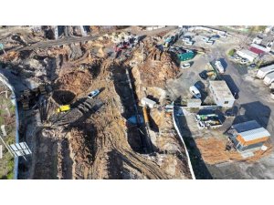 MESKİ ANA İÇME SUYU HATTINDA DEPLASE ÇALIŞMASINI TAMAMLADI