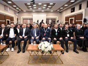 GENÇ LİDERLER ANTALYA’DA BULUŞTU