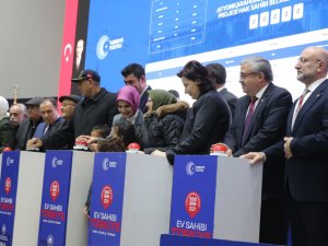 BAKAN GÖKTAŞ: "TÜM HİZMETLERİ KALICI BİR SİSTEME DÖNÜŞTÜRECEĞİZ"