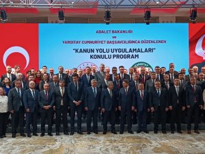BAKAN TUNÇ: "HUKUK SADECE KESİN HÜKÜM VERMEKLE YETİNMEZ"