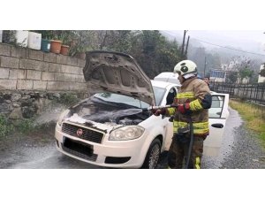 DÖRTYOL’DA OTOMOBİL YANGINI