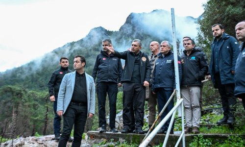 VALİ ŞAHİN ALANYA’DA TAŞKIN BÖLGELERİNDE İNCELEMELERDE BULUNDU