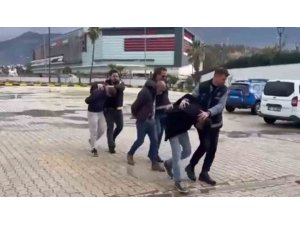 İSKENDERUN’DA HAPİS CEZASI İLE ARANAN 3 ŞAHIS YAKALANDI